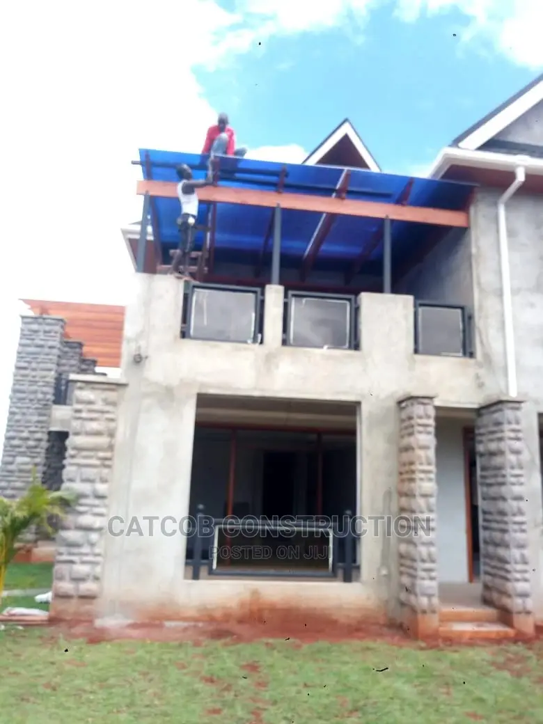Polycarbonate for Balcony/Parking Shades