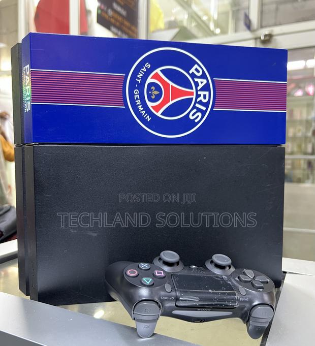 Sony Playstation 4 Standard. Black - thumbnail 3