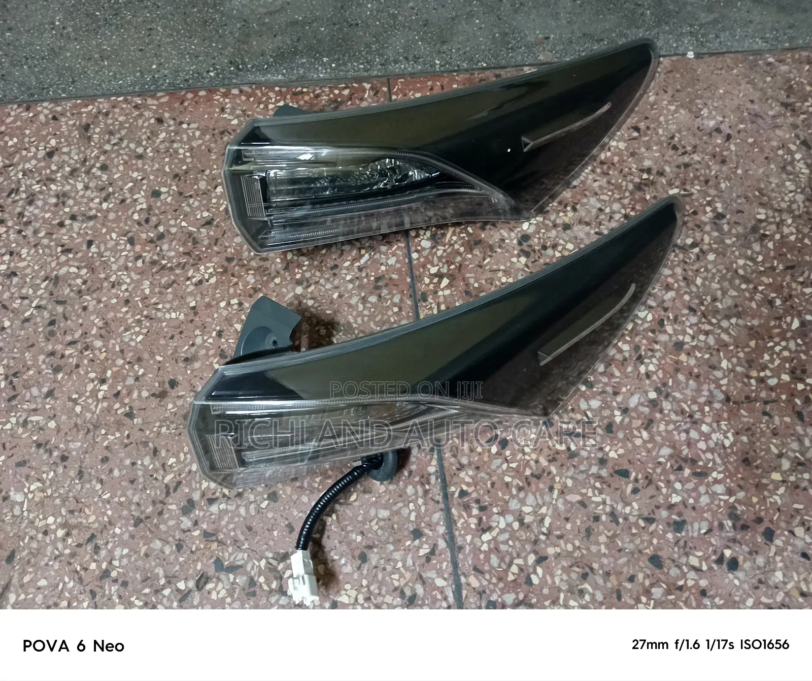 Harrier Taillight RHS Clear Type Zsu60