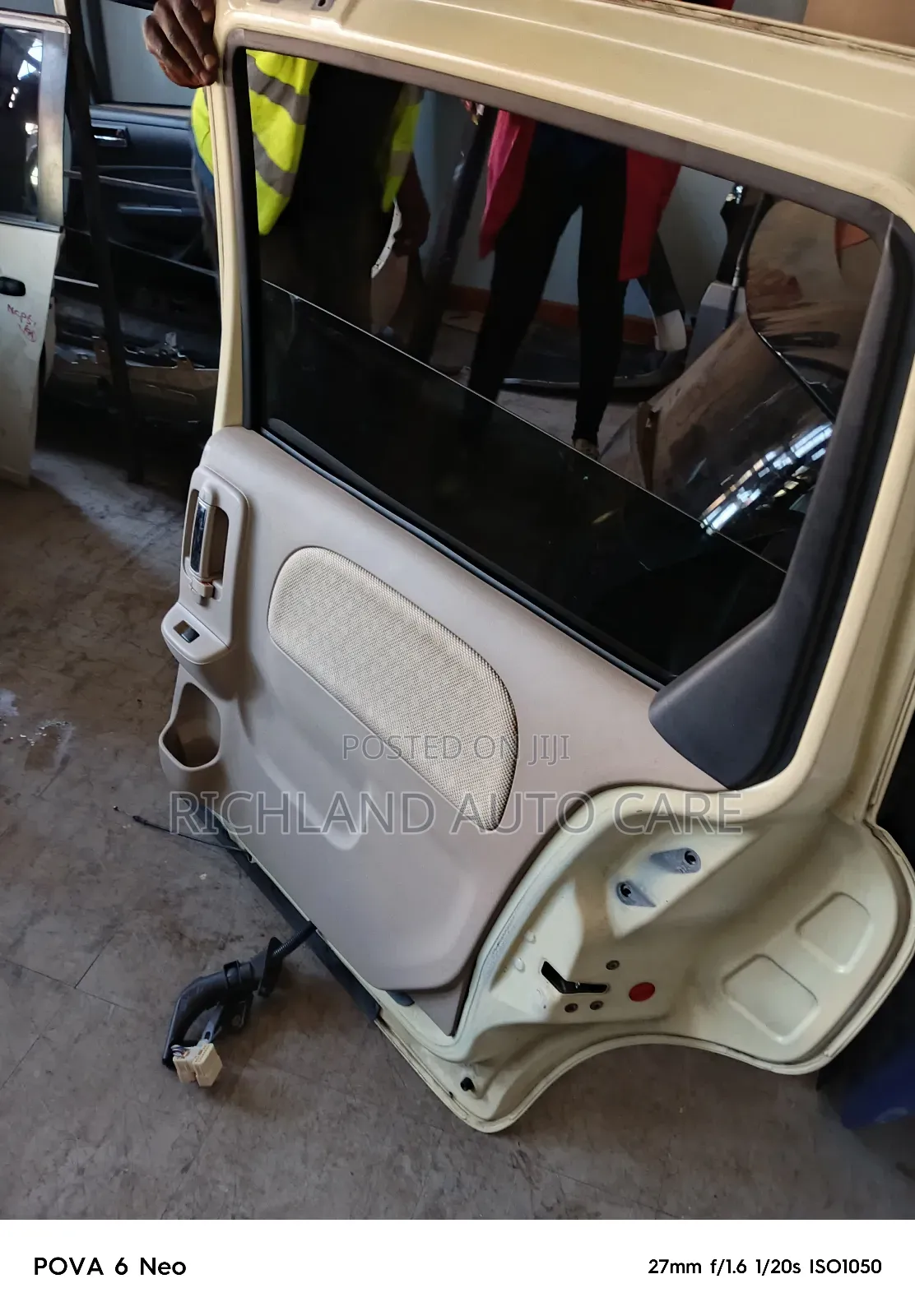 Sienta Rear Right Door Nsp81