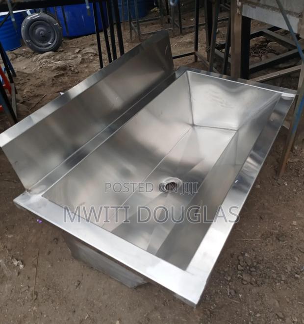 The Classic Stainless Scrub Sink