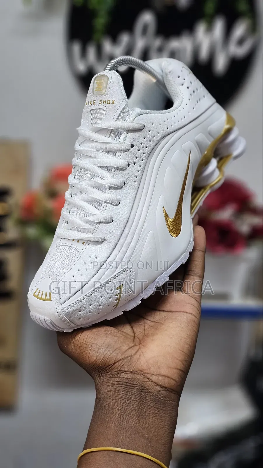 Nike Shoxs Men Sneakers