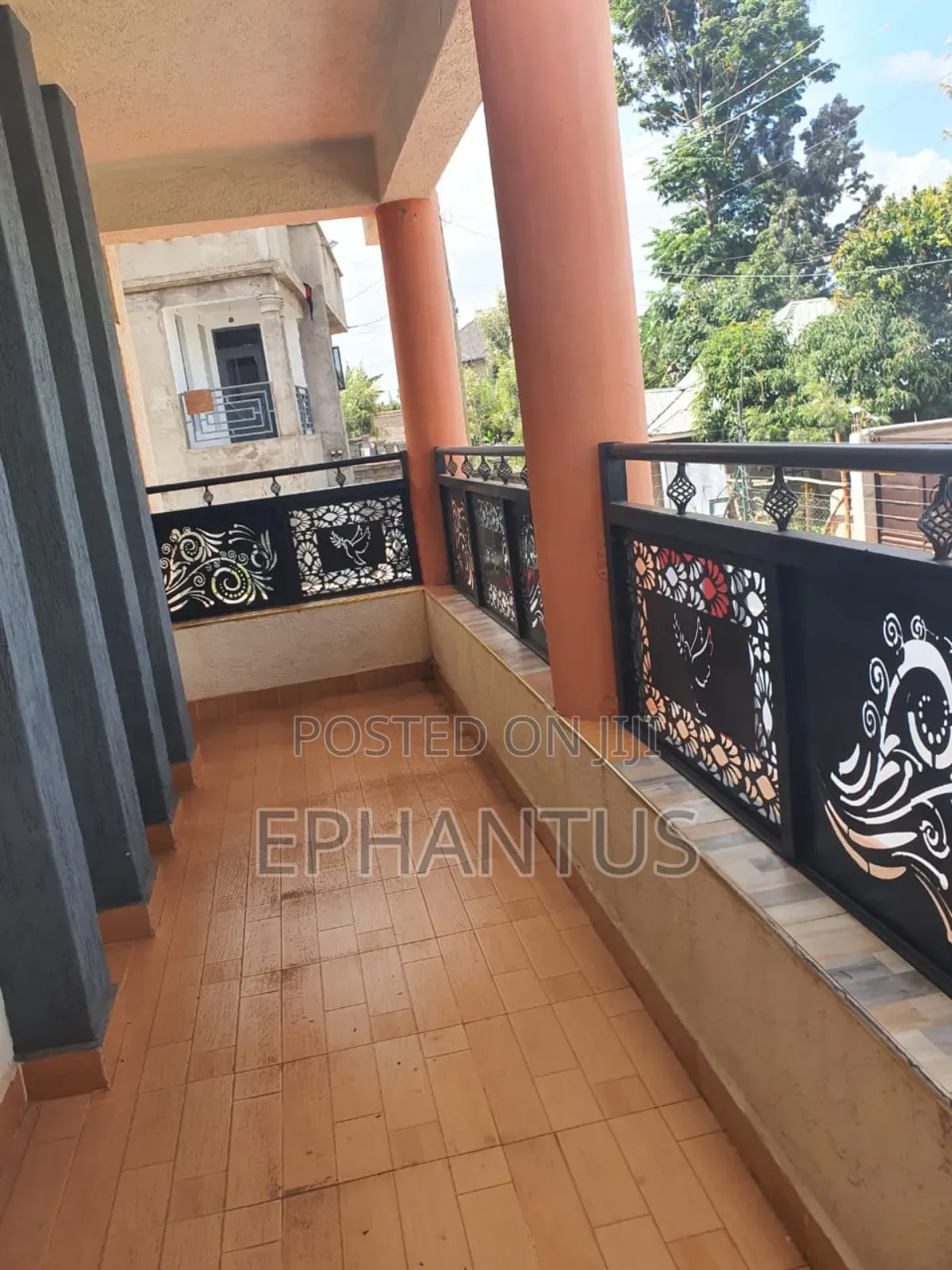 6bdrm Maisonette in Mugutha, Ruiru for sale