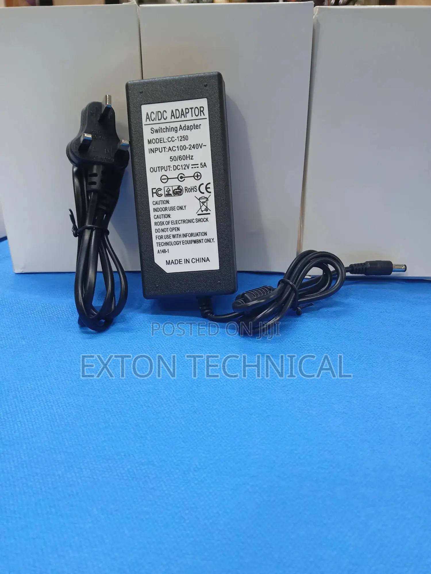 60warts AC/DC Power Adapter 12v 5a