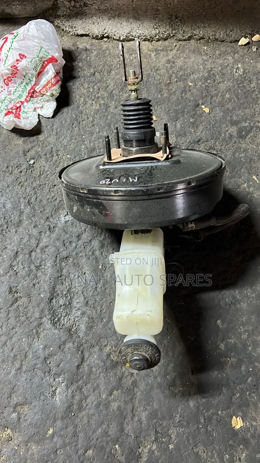 Toyota Kluger Brake Booster and Brake Naster Cylinder