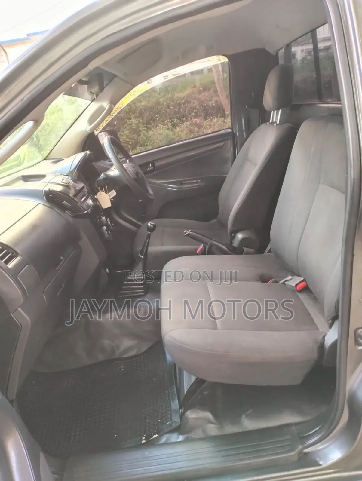 Isuzu D-MAX 2021 Gray