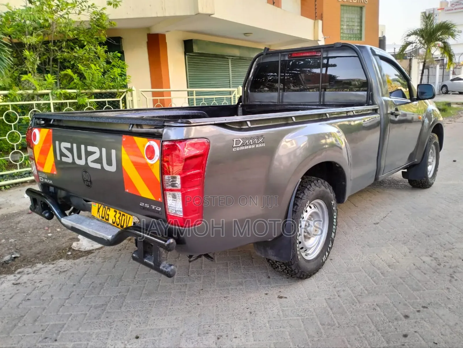 Isuzu D-MAX 2021 Gray