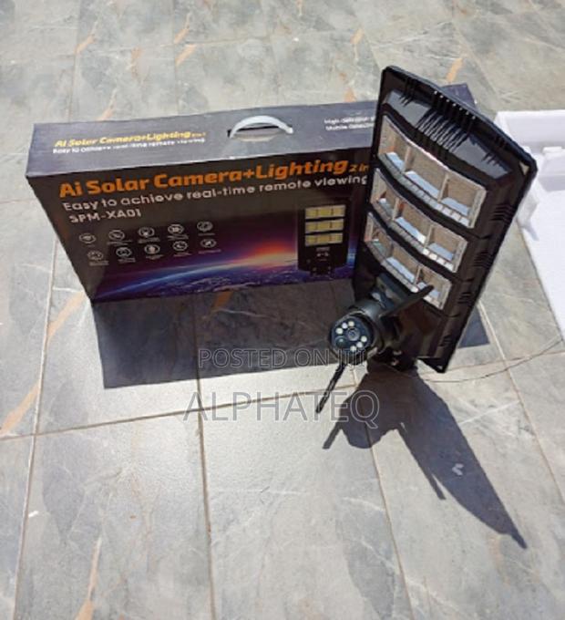 All Weatherproof Solar Street Light With CCTV Camera 4G Sim