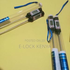 High Accuracy Food Temperature Thermometer - main view