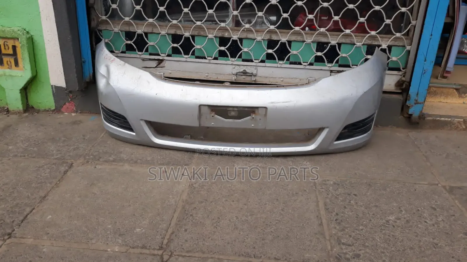 Isis 2008 Front Bumper