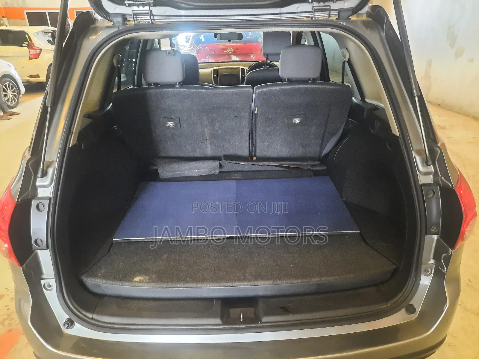 Nissan Wingroad 2018 Gray