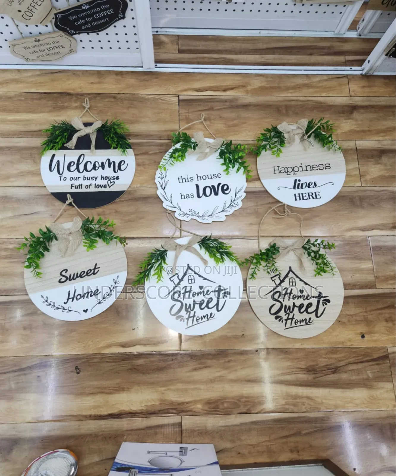 Decorative Wall Hanging 30cm Diameter.