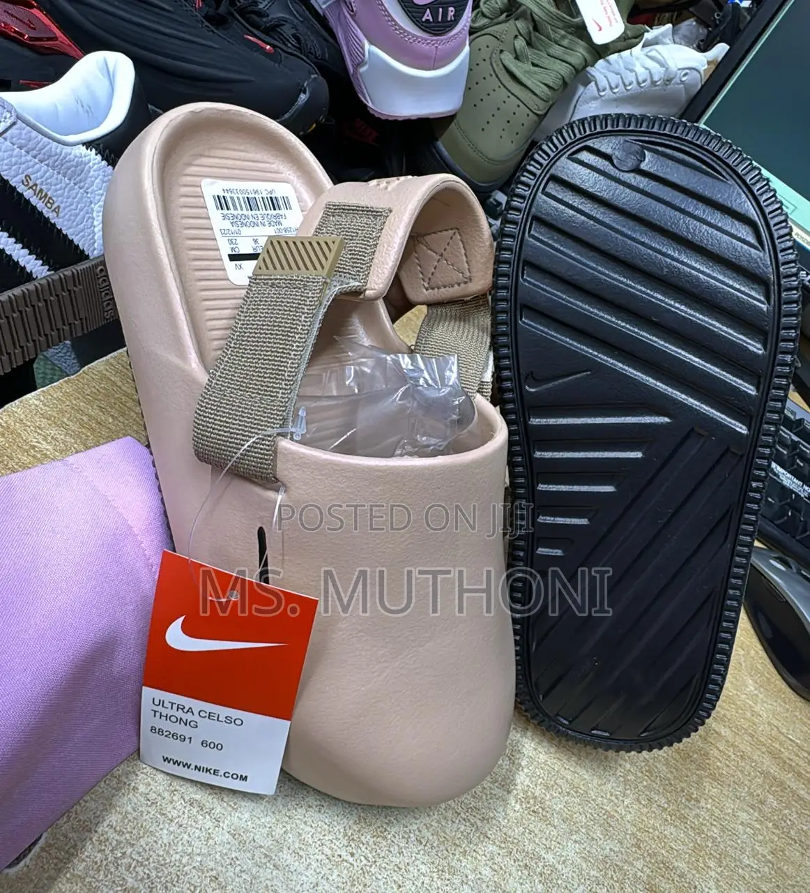 Strapped Nike Mules in Sizes 35-45