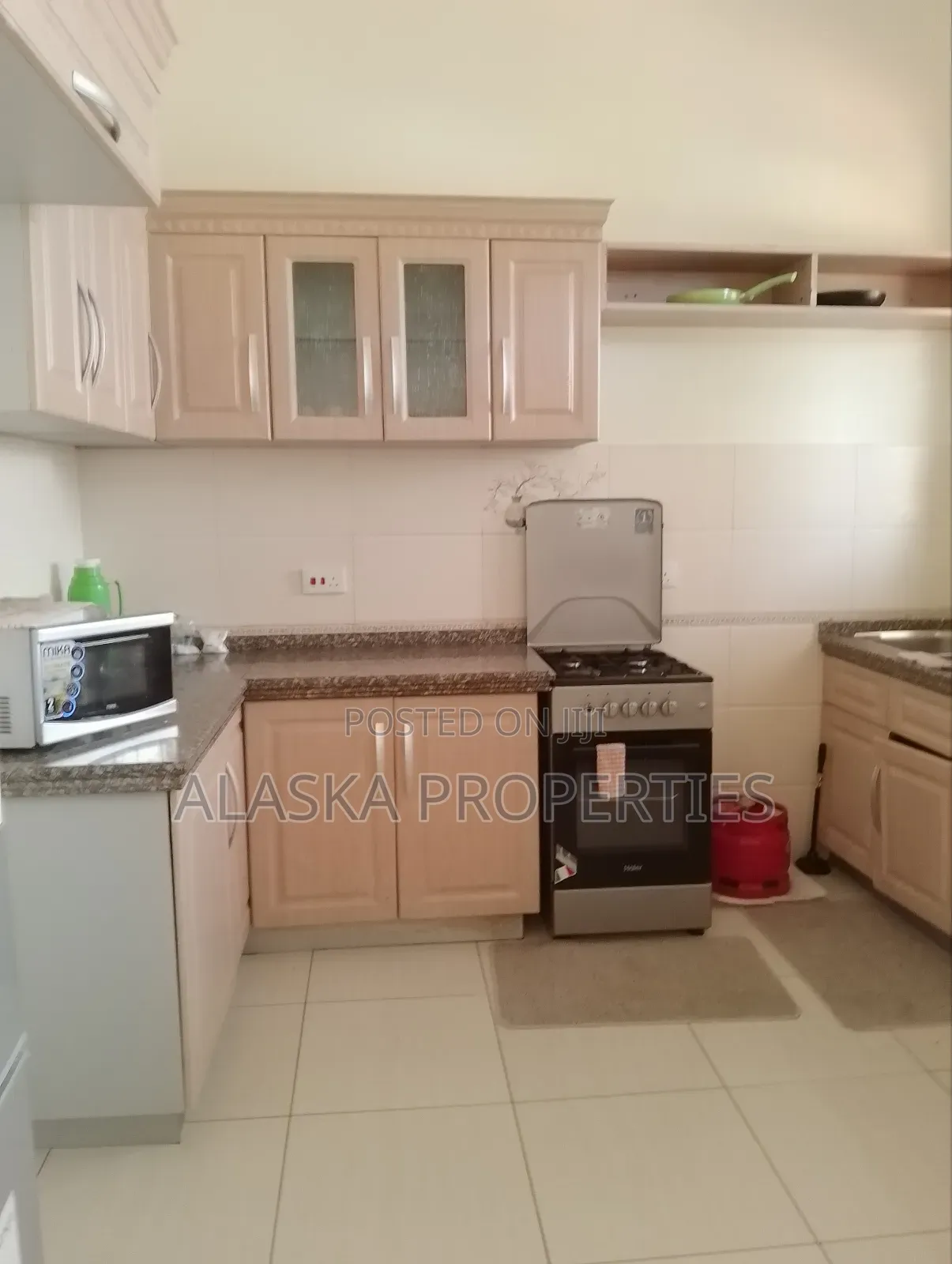 Furnished 3bdrm Apartment 2 Let in Green Wood Estate