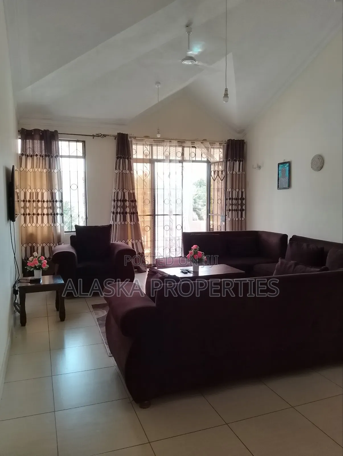 Furnished 3bdrm Apartment 2 Let in Green Wood Estate