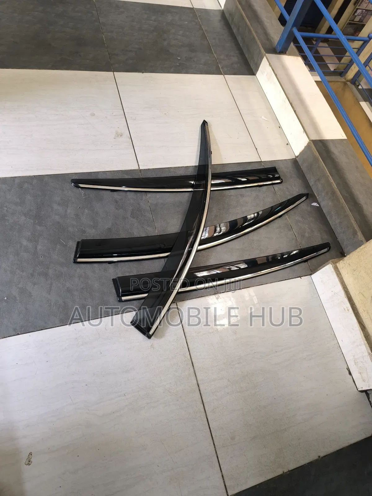 Volkswagen Tiguan Windbreaker 2007-
