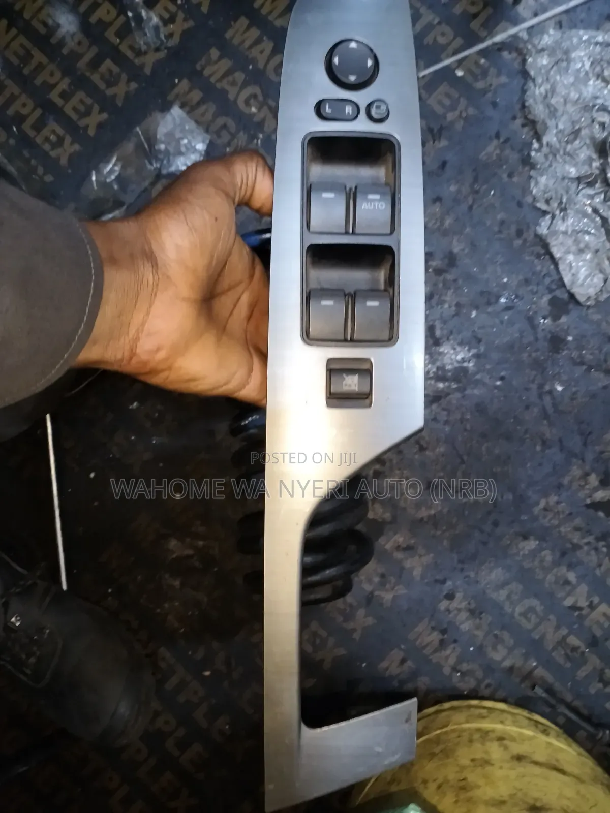 Door Switch Axela