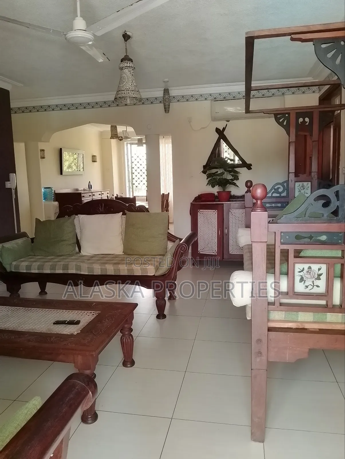 Furnished 2bdrm Apartment 2 Let in Nyali Estate