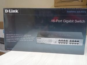 The D-Link 16-Port Gigabit Switch DGS-1016D - thumbnail 2