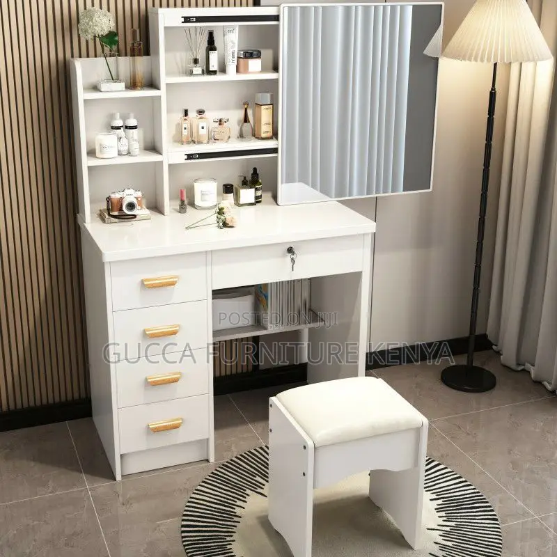 Dressers: Classy Modern Wood Makeup Vanity Table
