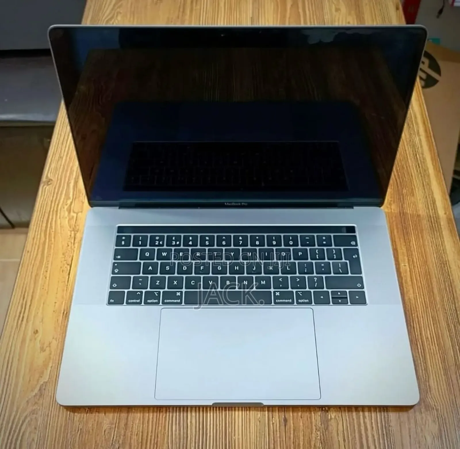 Laptop Apple MacBook Pro 2019 16GB Intel Core I9 SSD 1T