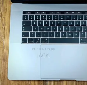 Laptop Apple MacBook Pro 2019 16GB Intel Core I9 SSD 1T