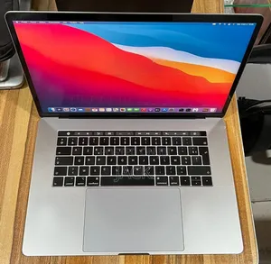 Laptop Apple MacBook Pro 2019 16GB Intel Core I9 SSD 1T