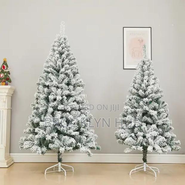 Snowing Christmas Tree *Snow Flocked Christmas Tree 1.5M - thumbnail 2