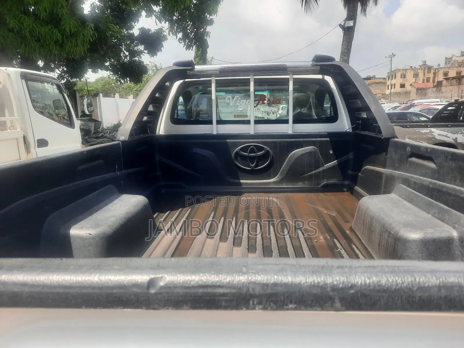 Toyota Hilux Revo Single Cab Deisel 2.8 AWD 2018 White