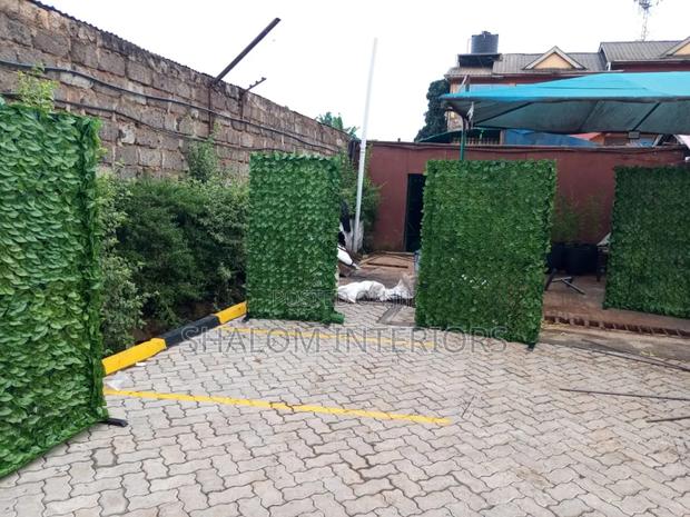 Privacy Fence - thumbnail 3