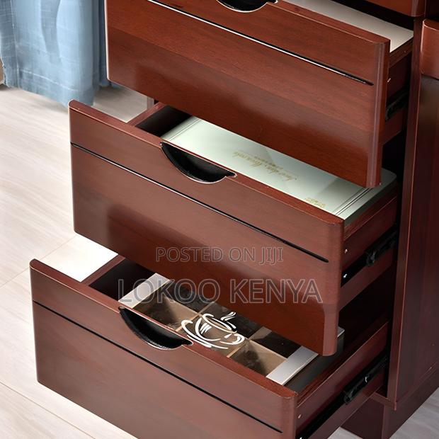 Office Desk: Home Office Executive Desk - thumbnail 3