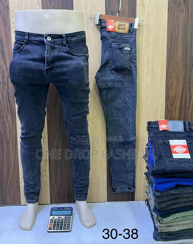 Grey Jeans Fitting - thumbnail 2
