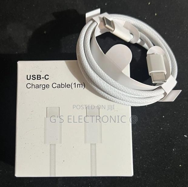 iPhone 15 Pro Max Charger 35 Watts - thumbnail 3