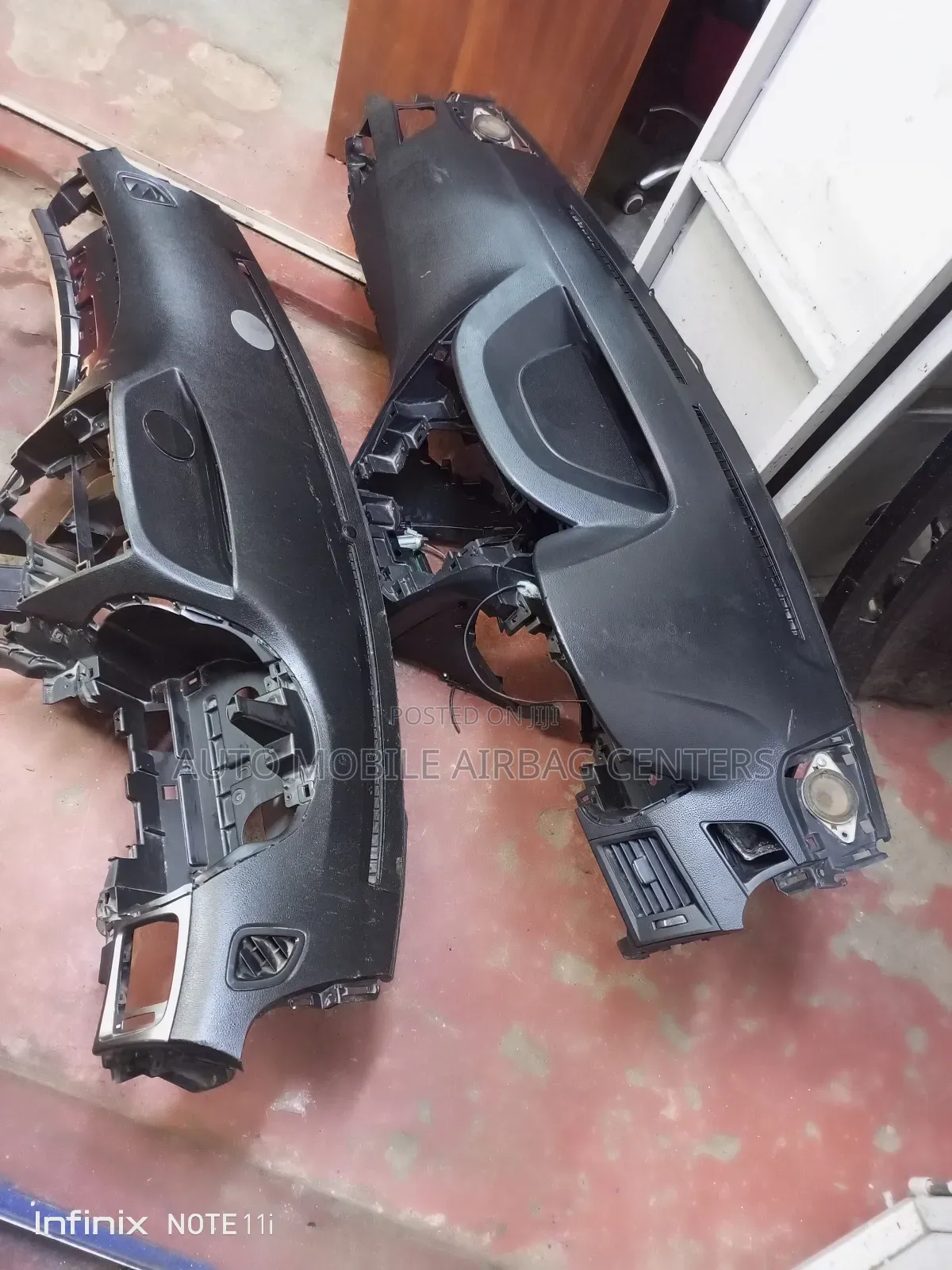 Subaru Legacy Dashboard