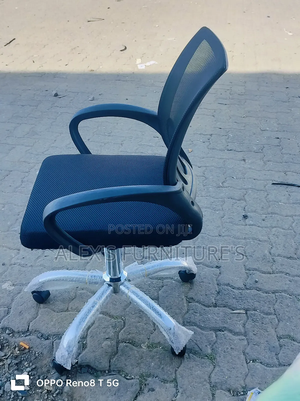Economic and Office Chairs 