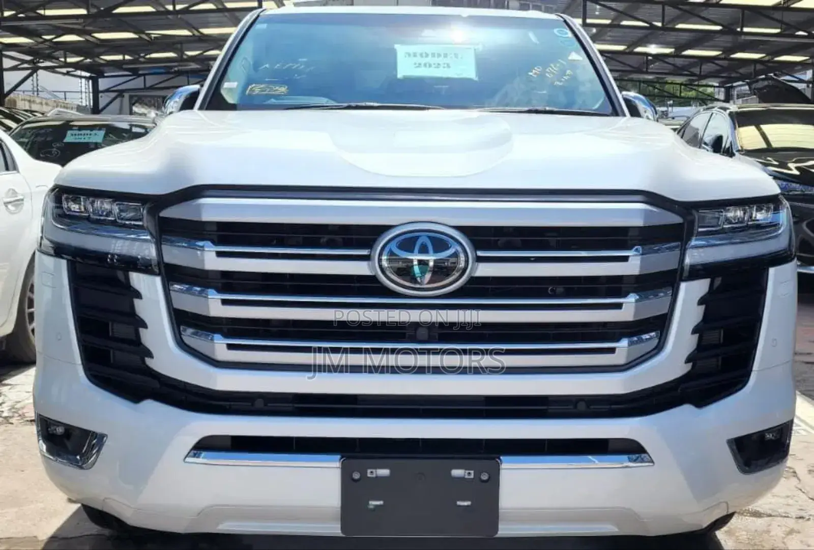 Toyota Land Cruiser 2023 White