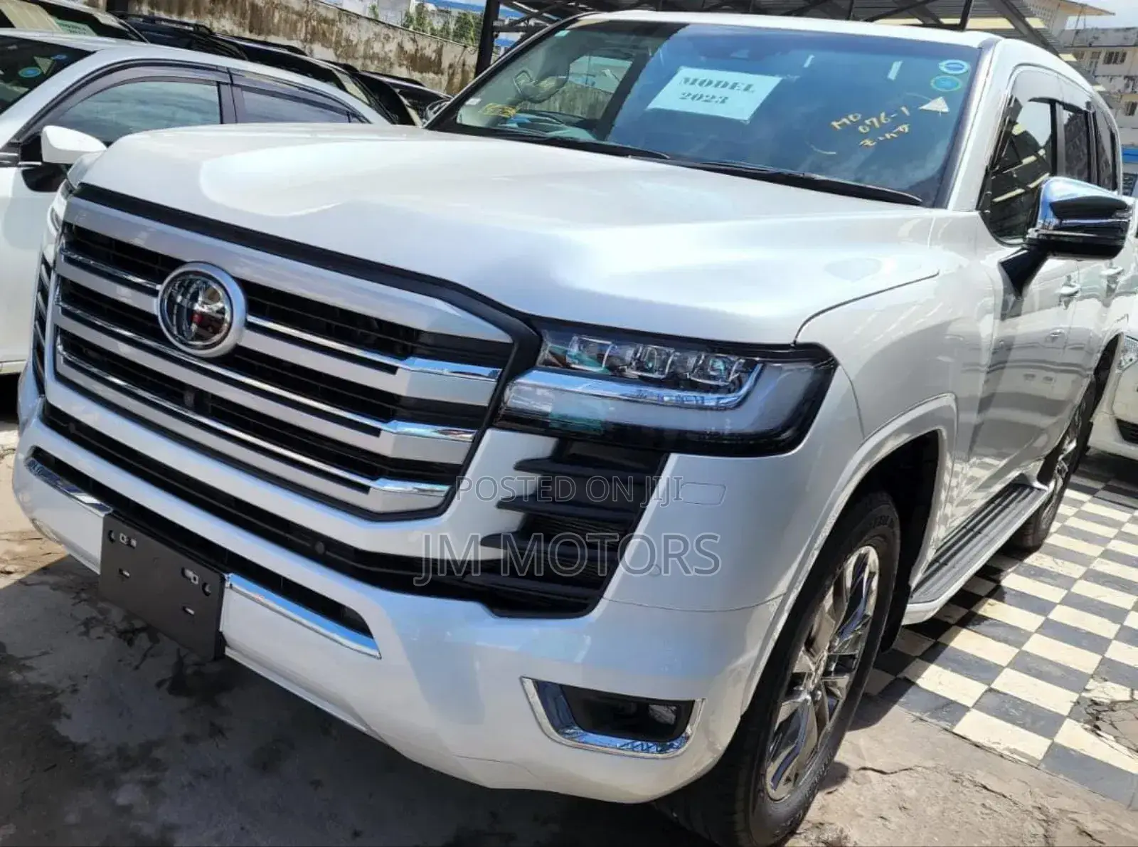 Toyota Land Cruiser 2023 White