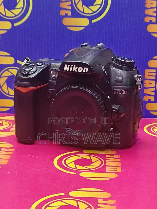 Nikon D7000 With 18-55mm and 32gb - thumbnail 4