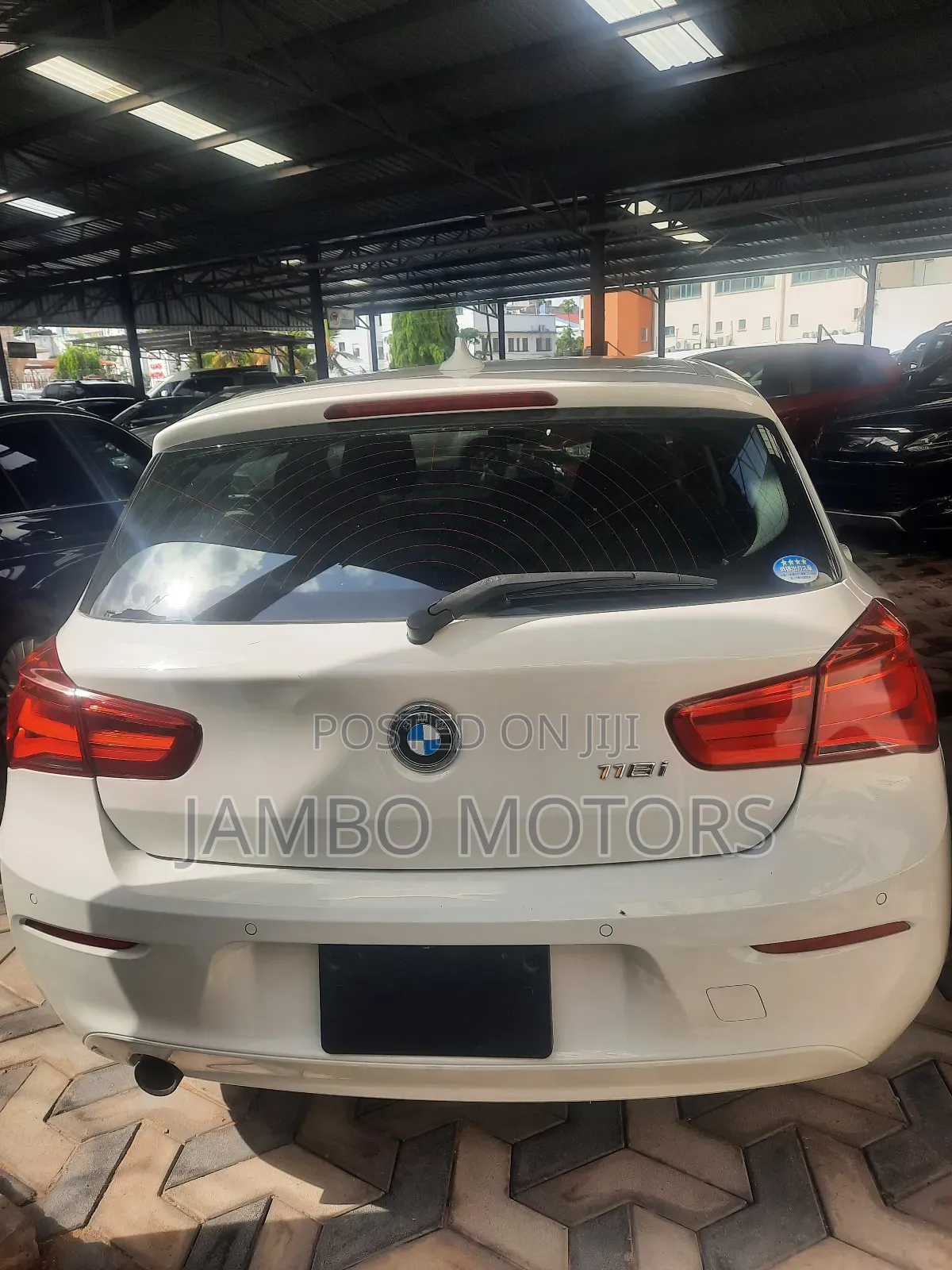 BMW 118i 2018 White