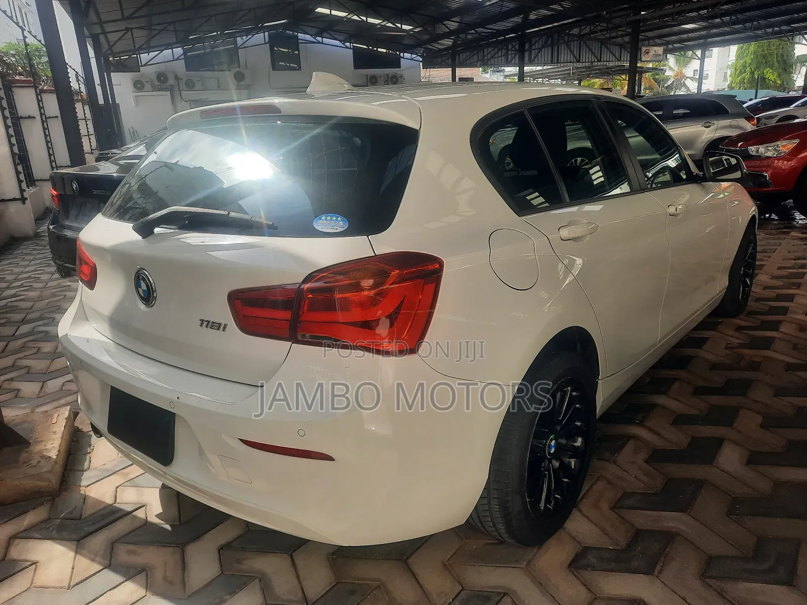 BMW 118i 2018 White