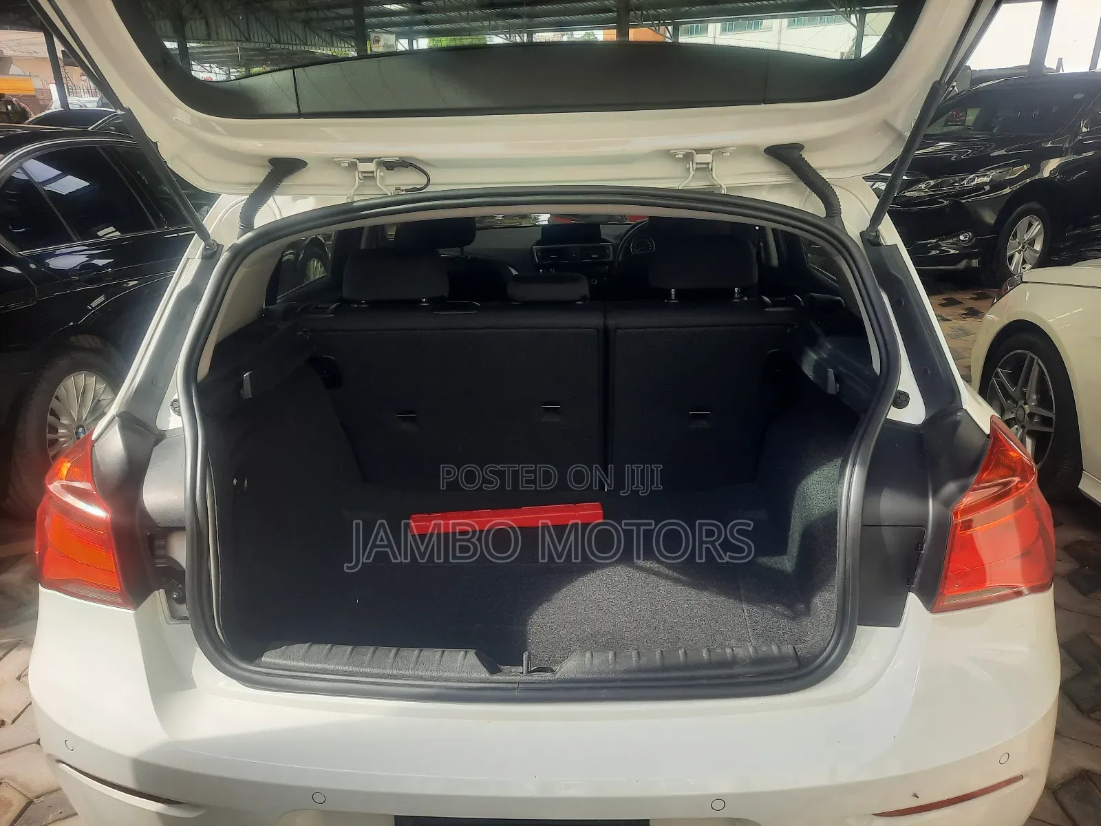 BMW 118i 2018 White