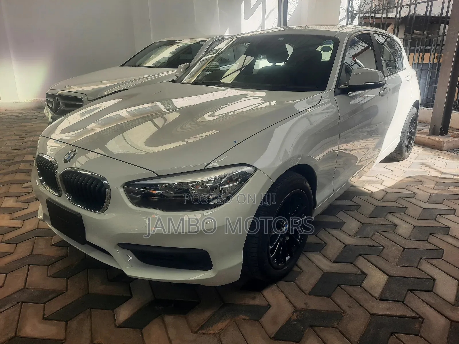 BMW 118i 2018 White