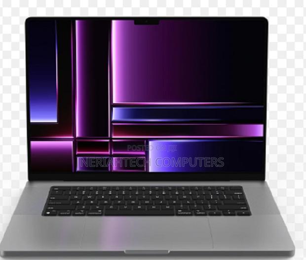 New Laptop Apple MacBook Pro 32GB Intel Core I7 SSD 1T - main view