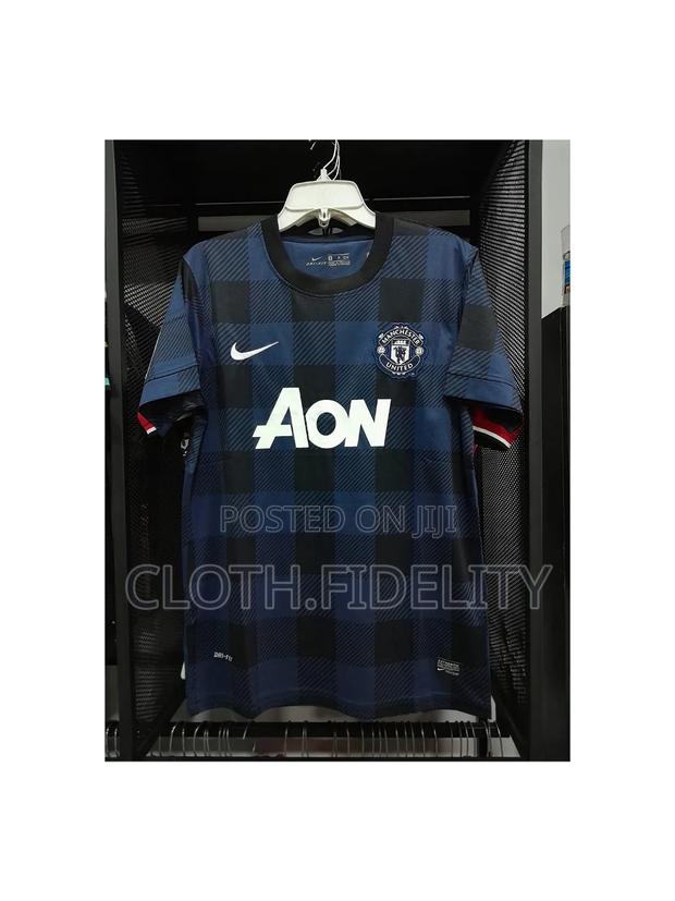 Manchester United Aon Jersey. - thumbnail 2