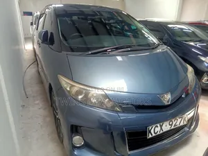 Toyota Estima 2012 Blue