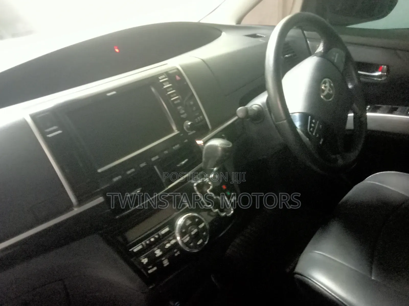 Toyota Estima 2012 Blue