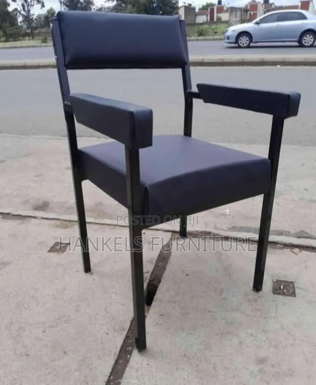 Catarina Armrest Chair - main view
