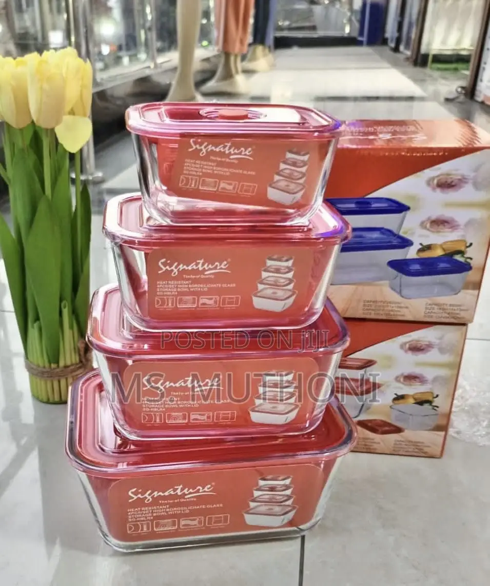 *A Set of 4 High Borosilicate Glass Storage Bowl With Lid*