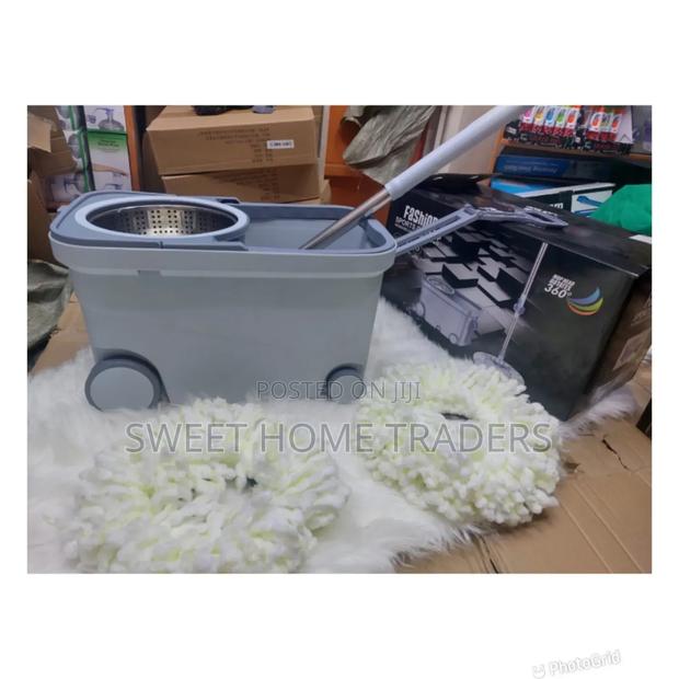 Magic Spin Mop Bucket With 4 Wheels. Grey - main view