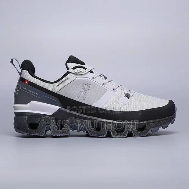 On Running Cloud Wander 40-45